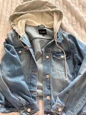 Steve Madden Light Blue Denim Jacket with Gray Hood
